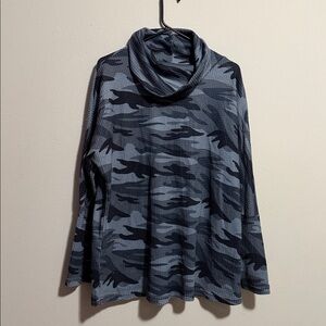 Women’s dark camo long sleeve turtleneck